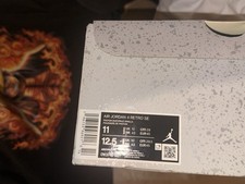 Jordan 4 Retro SE Paris