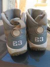 Air Jordan 9 Retro Cool Grey -